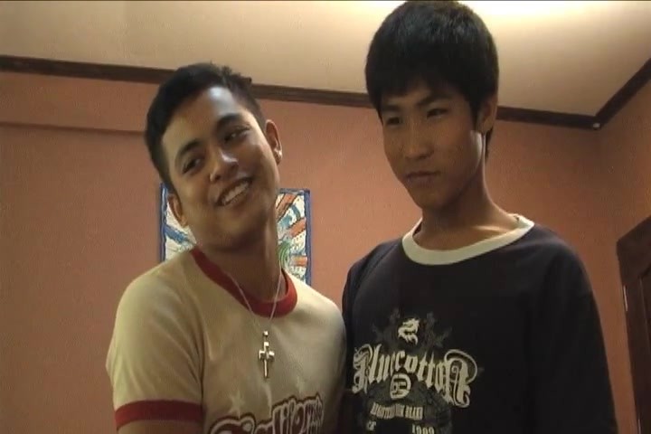 Skinny Amateur Shane Beats His Big Meat